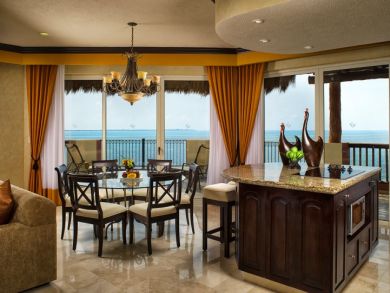 Cancun Luxury Vacation Condo Three Bedrooms on Beach